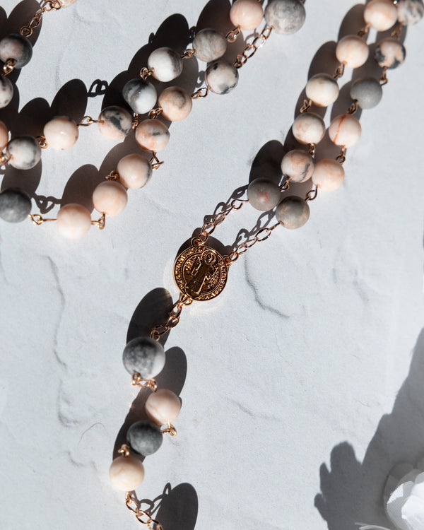 Rose of Benediction Rosary with pink-gray marbled beads and Saint Benedict medal